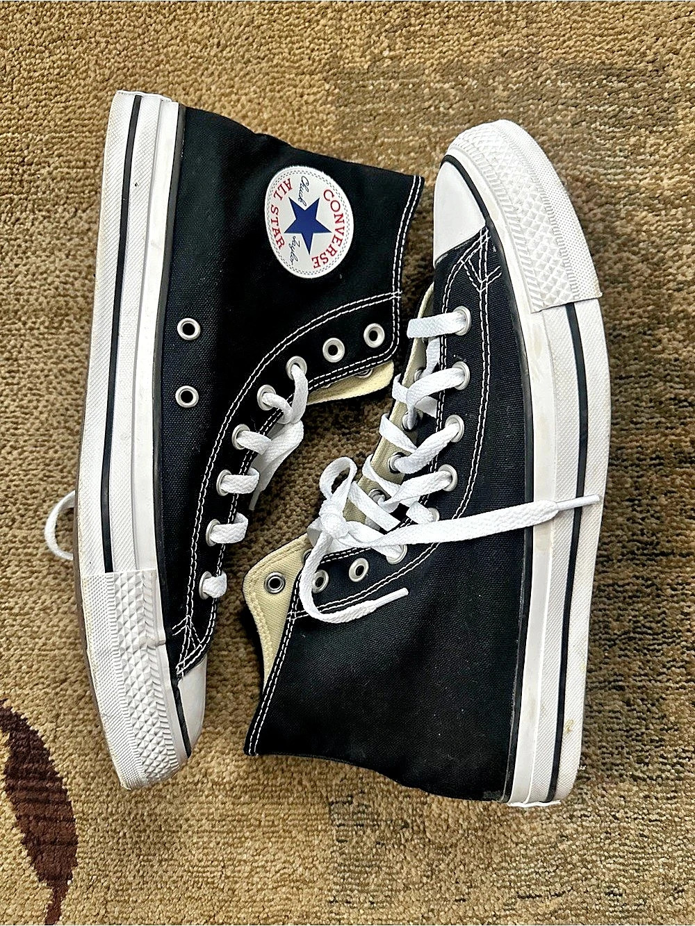 Converse Chuck Taylor All Star High Top Sneakers Black & White | M:9 W:11